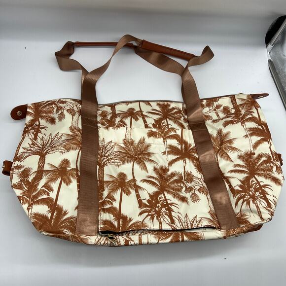 BumbleBella by Jill Martin Foldable Weekender Bags Palm Toile Camel - Picture 3 of 16